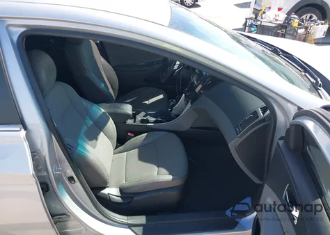 2011 Hyundai Sonata Se z USA, uszkodzony, nr VIN 5NPEC4AC0BH289027